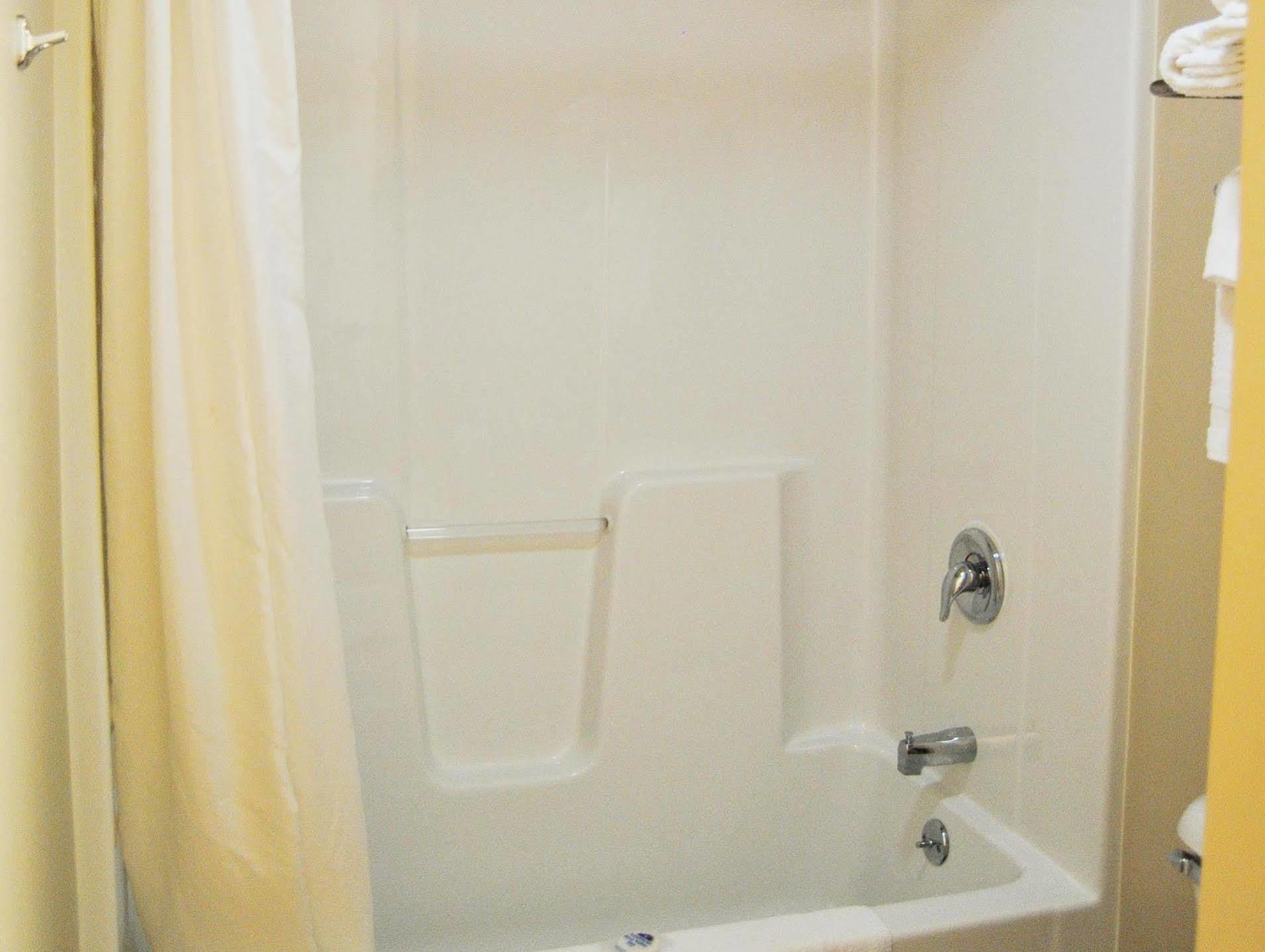Americas Best Value Inn & Suites St Clairsville Wheeling St. Clairsville Luaran gambar