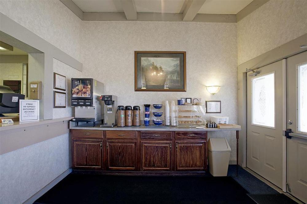 Americas Best Value Inn & Suites St Clairsville Wheeling St. Clairsville Restoran gambar